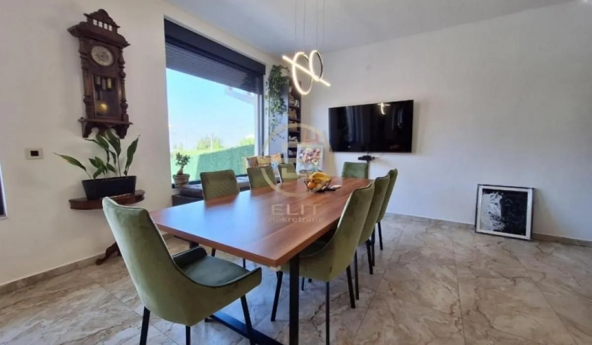Prodaja, stan, 145m², Sremska Kamenica, Petrovaradin