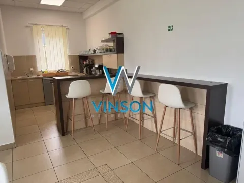 Izdavanje, poslovni prostor, 780m², Novo naselje, Novi Sad - image 16