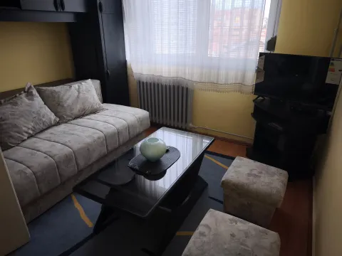 Rent, three bedroom apartment, 70m², Medijana, Niš - image 11