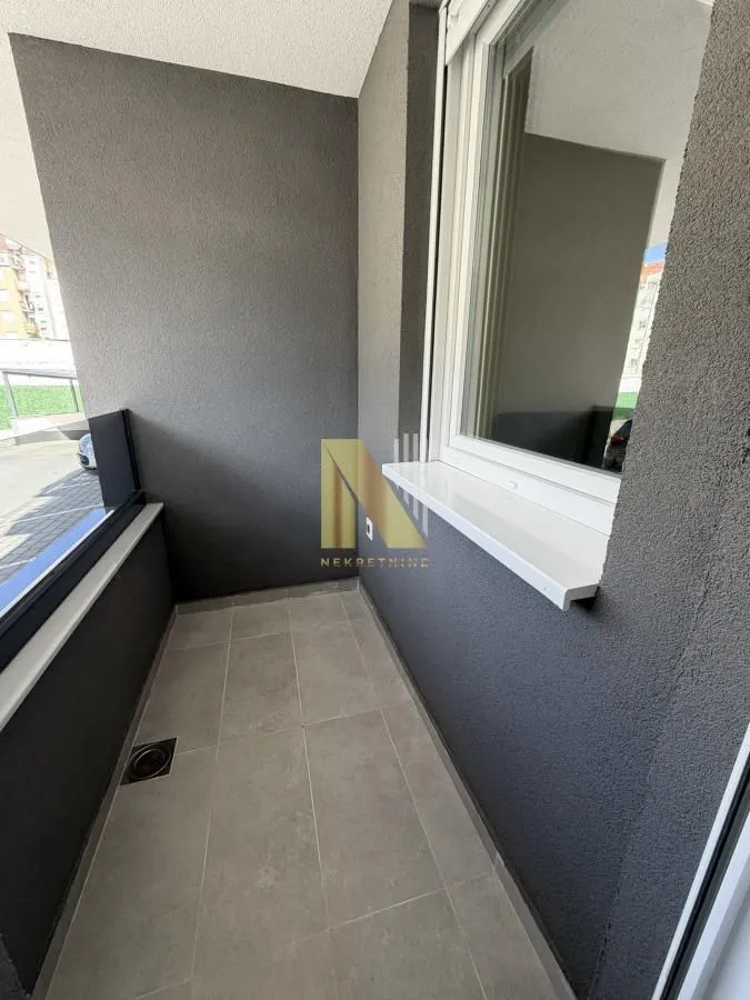 Izdavanje, jednosoban stan, 40m², Bulevar Evrope, Novi Sad Sve Podlokacije