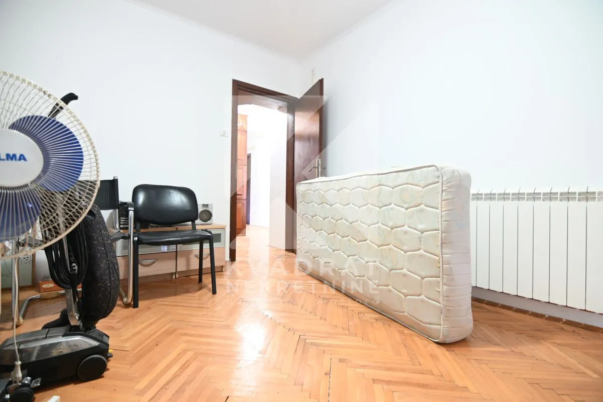 Prodaja, kuća, 240m², Zabjelo, Podgorica