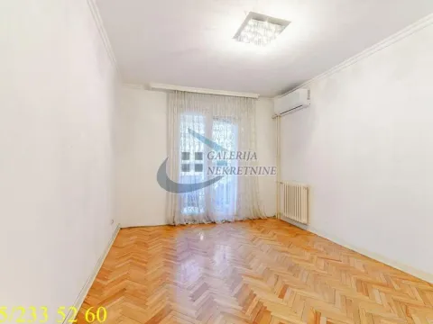 Sale, four bedroom apartment, 105m², Savski Venac, Beograd - image 8