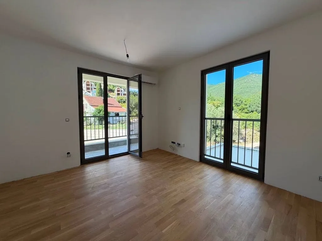 Prodaja, jednosoban stan, 40m², Donja Lastva, Tivat
