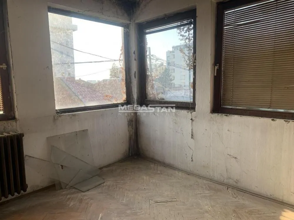 Prodaja, kuća, 120m², Denkova Basta, Zvezdara Sve Podlokacije