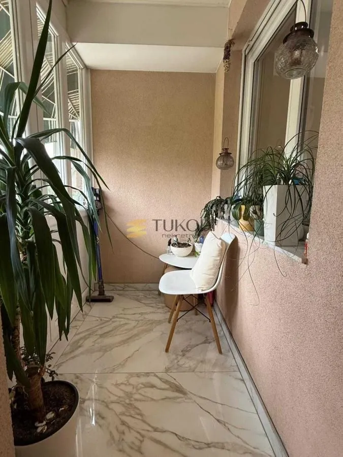 Prodaja, stan, 146m², Rotkvarija, Novi Sad Sve Podlokacije