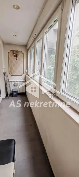 Prodaja, dvosoban stan, 62m², Stari Grad, Beograd
