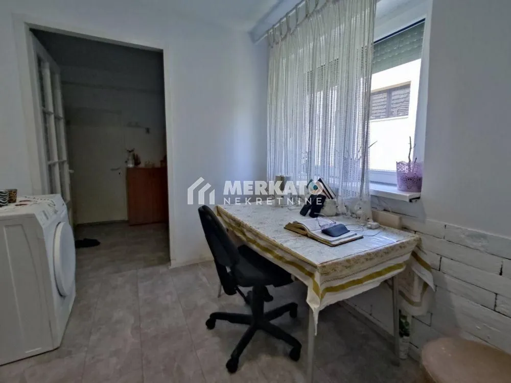 Prodaja, dvosoban stan, 61m², Zrenjanin, Srbija