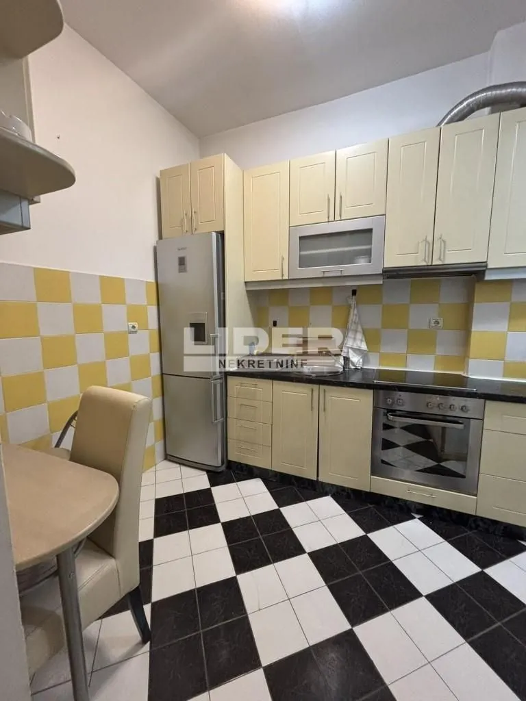 Rent, two bedroom apartment, 55m², Stari Grad, Beograd