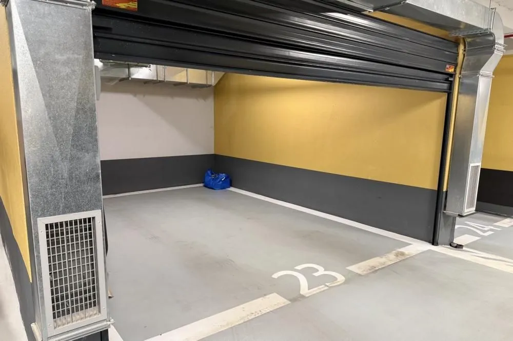 Izdavanje, trosoban stan, 100m², Kalenić Pijaca, Vračar Sve Podlokacije