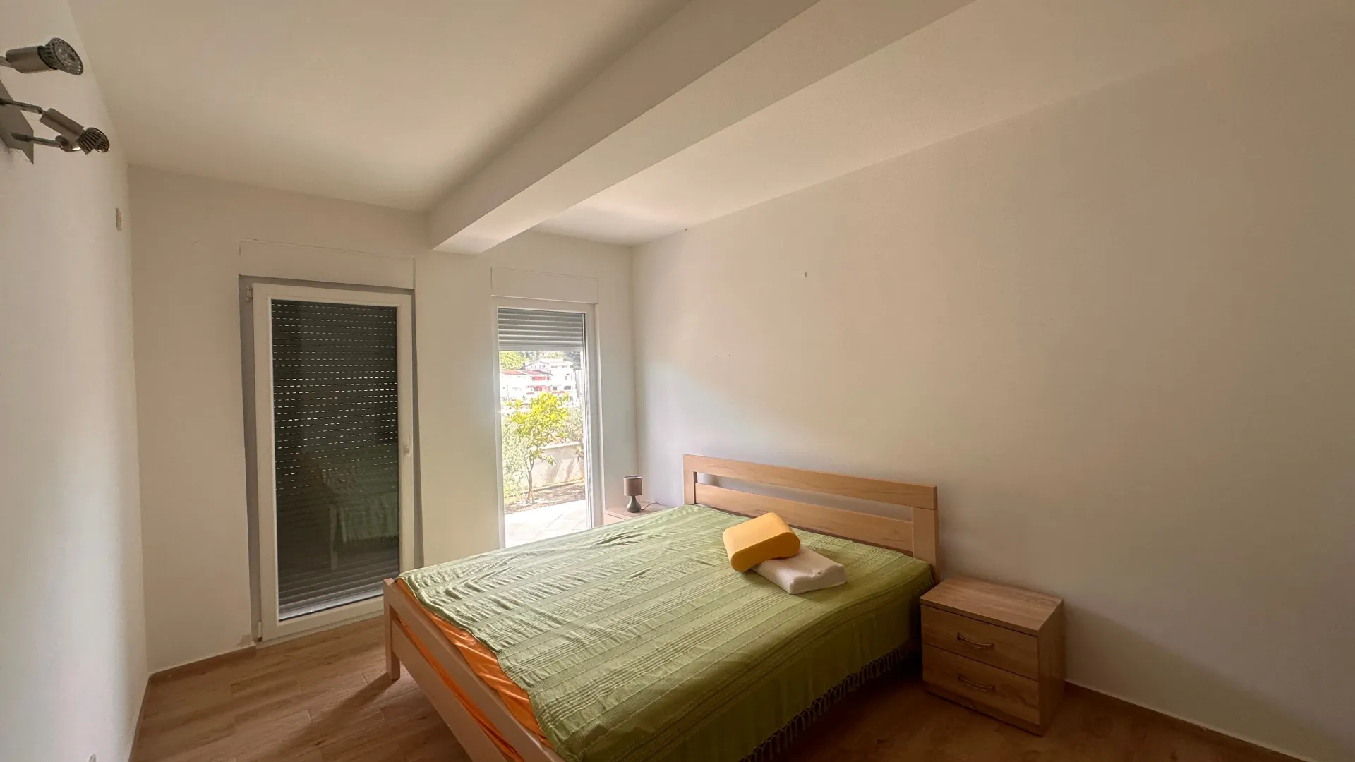 Prodaja, kuća, 180m², Centar, Ulcinj