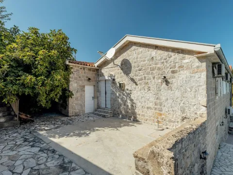 Prodaja, kuća, 176m², Herceg Novi, Crna Gora - image 3