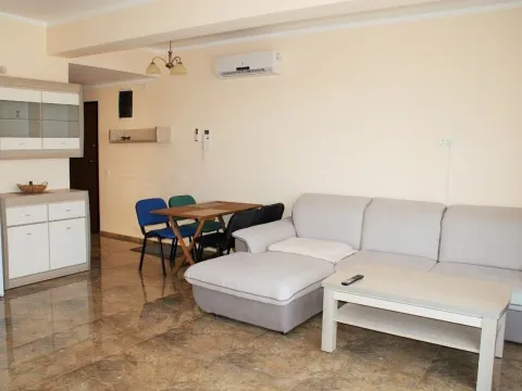 Prodaja, dvosoban stan, 70m², Petrovac, Budva - image 4