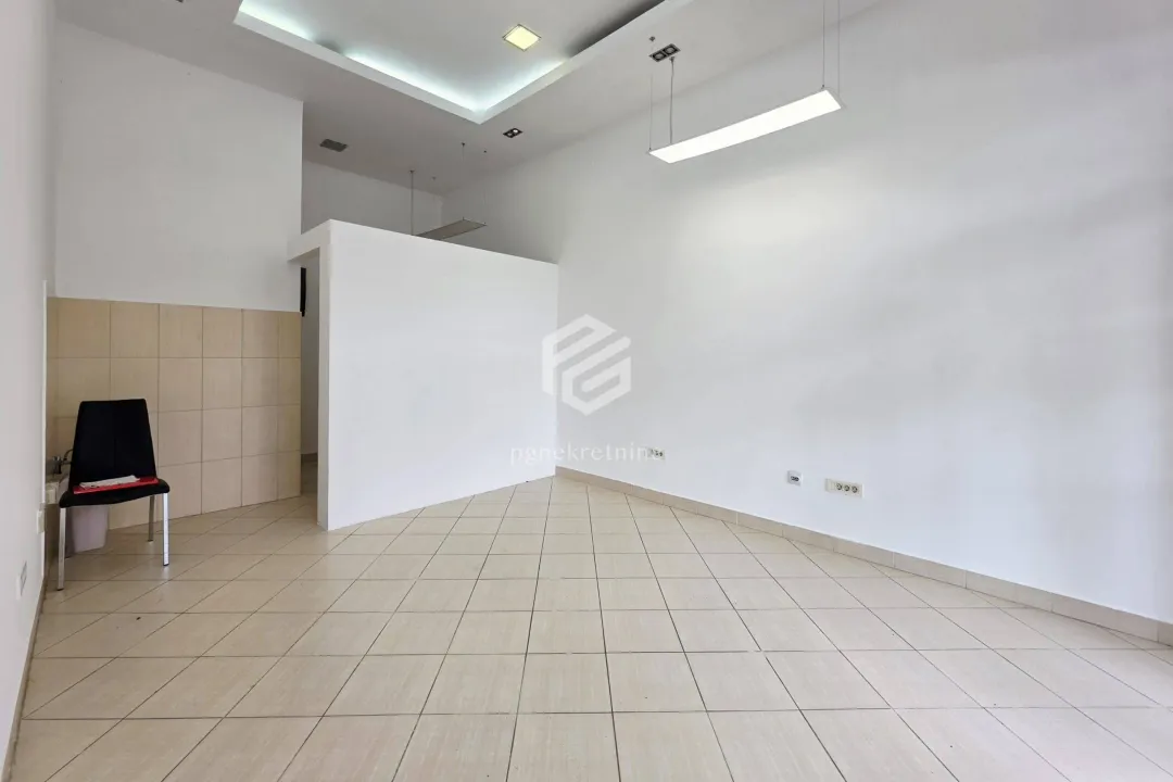 Rent, office space, 25m², Stari Aerodrom, Podgorica