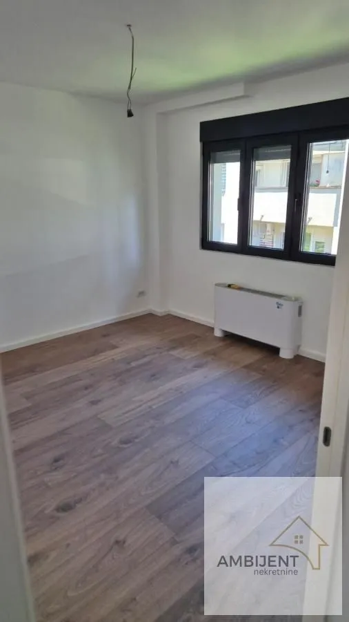 Sale, house, 233m², Čukarica, Beograd