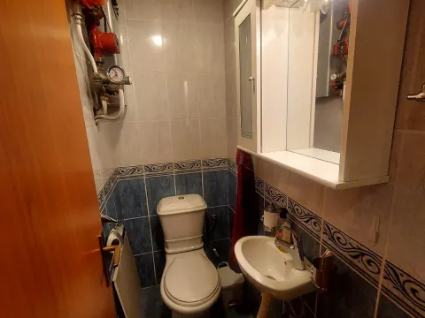 Izdavanje, dvosoban stan, 72m², Momišići, Podgorica - image 14