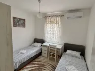 Izdavanje, dvosoban stan, 61m², Zagorič, Podgorica - image 9