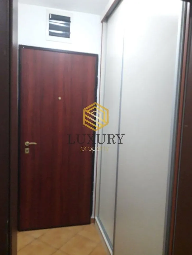Izdavanje, garsonjera, 30m², Stari Aerodrom, Podgorica