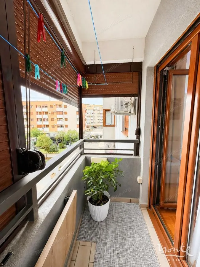 Prodaja, jednosoban stan, 42m², Stari Aerodrom, Podgorica