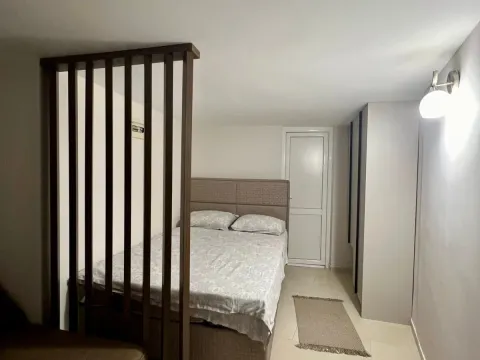 Izdavanje, garsonjera, 35m², Budva, Crna Gora - image 2