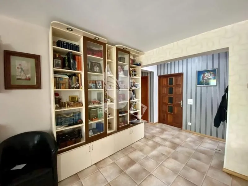 Prodaja, kuća, 400m², Selters Banja, Mladenovac