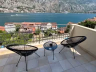 Izdavanje, dvosoban stan, 55m², Muo, Kotor - image 2