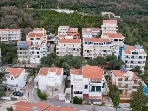 Prodaja, plac, 237m², Petrovac, Budva - image 15