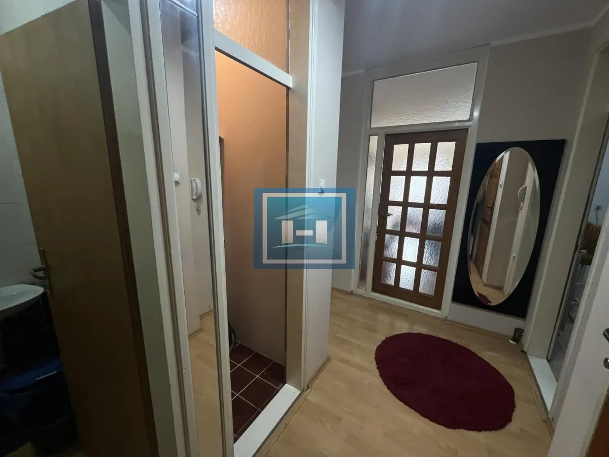 Prodaja, četvorosoban stan, 96m², Centar, Jagodina