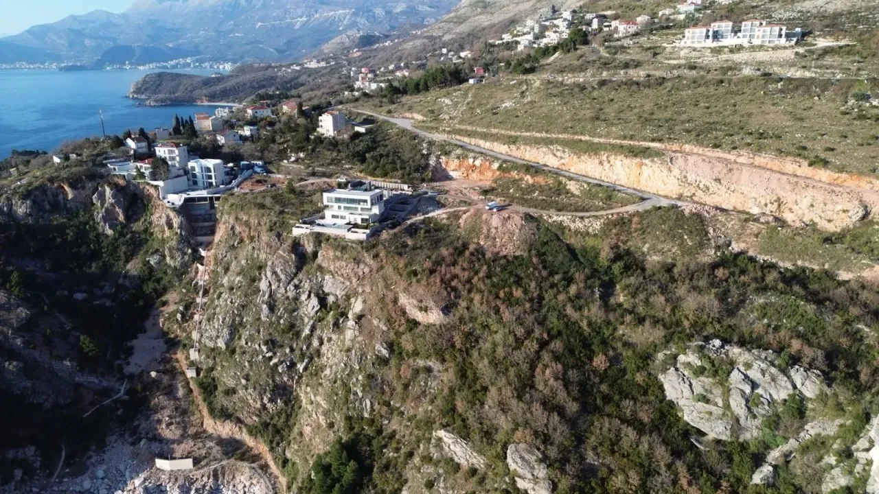 Sale, land lot, 1492m², Reževići, Budva