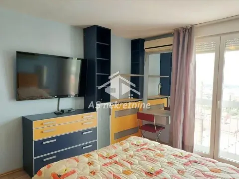 Izdavanje, četvorosoban stan, 115m², Hala Pionir, Palilula Sve Podlokacije - image 9