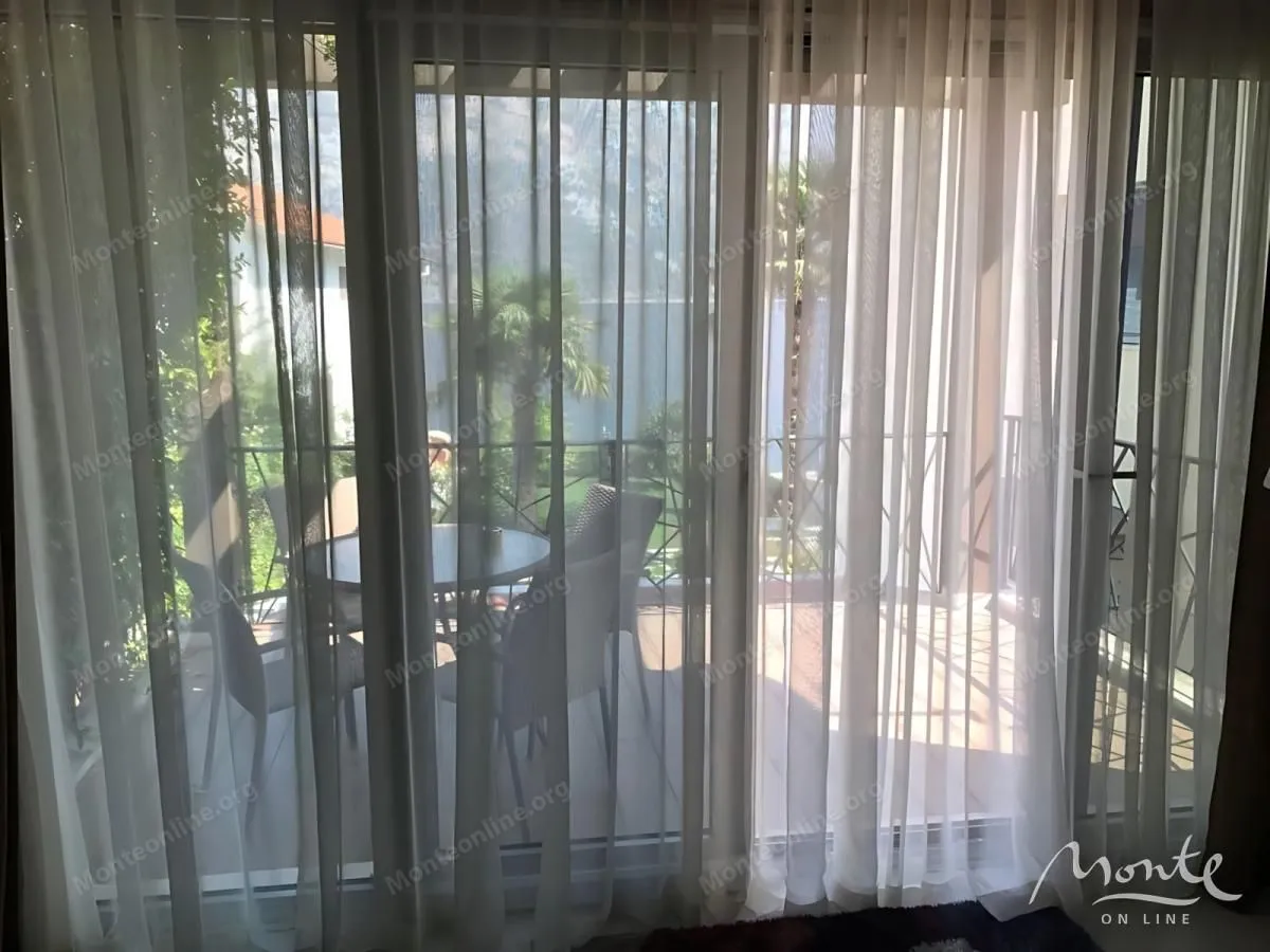 Prodaja, kuća, 390m², Stoliv, Kotor