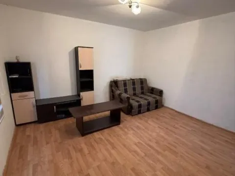 Izdavanje, kuća, 88m², Ovča, Palilula Sve Podlokacije - image 2