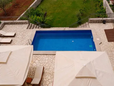 Rent, four bedroom apartment, 240m², Krimovica, Kotor - image 10