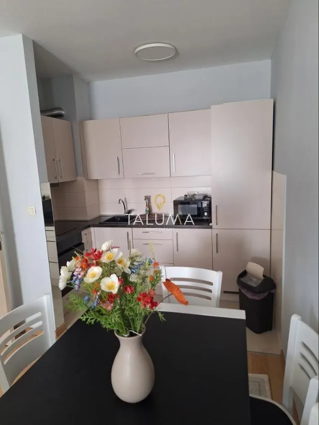 Rent, one bedroom apartment, 46m², City Kvart, Podgorica