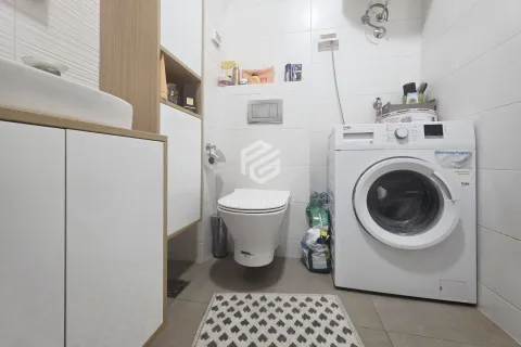 Prodaja, jednosoban stan, 39m², Stari Aerodrom, Podgorica - image 11