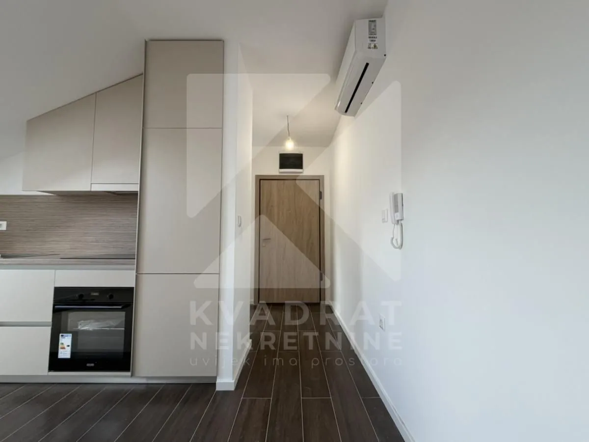 Prodaja, jednosoban stan, 52m², Tološi, Podgorica