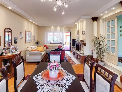 Sale, house, 295m², Sremčica, Beograd - image 5