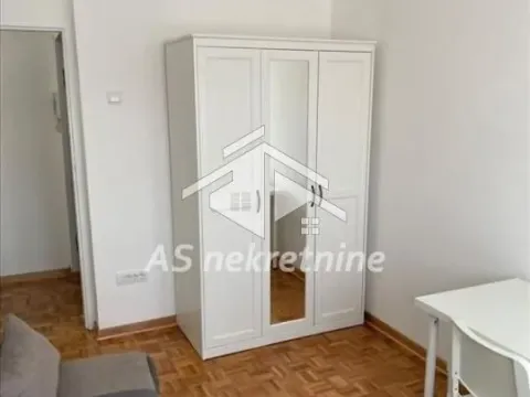 Izdavanje, stan, 58m², Savski Venac, Beograd - image 9