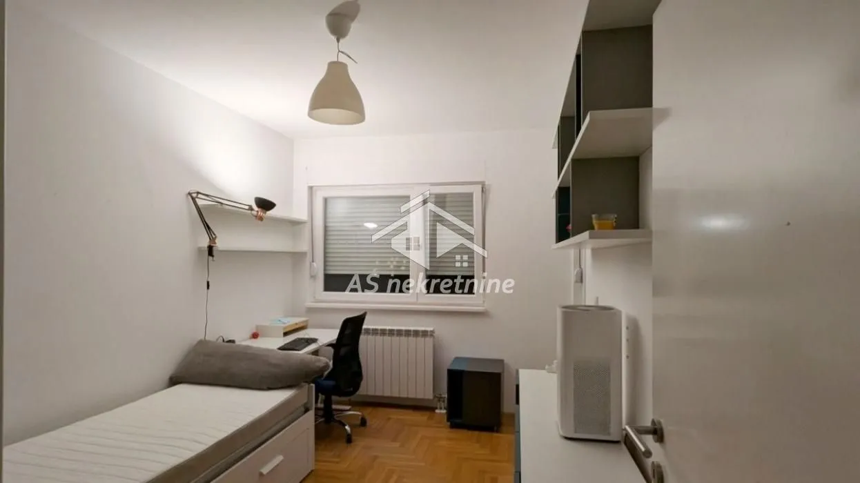 Rent, three bedroom apartment, 71m², Novi Beograd Blok 72, Novi Beograd Sve Podlokacije