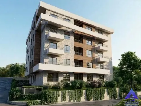 Sale, one bedroom apartment, 40m², Bečići, Budva - image 3
