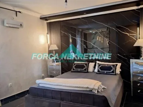 Izdavanje, trosoban stan, 100m², Vojvode Vlahovica, Beograd - image 8