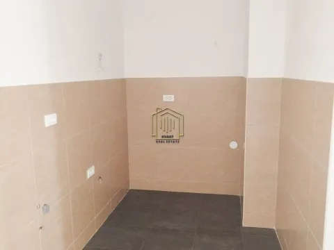 Izdavanje, dvosoban stan, 58m², Zabjelo, Podgorica - image 6
