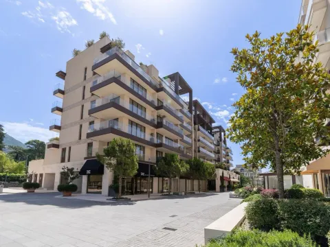 Prodaja, jednosoban stan, 74m², Porto Montenegro, Tivat