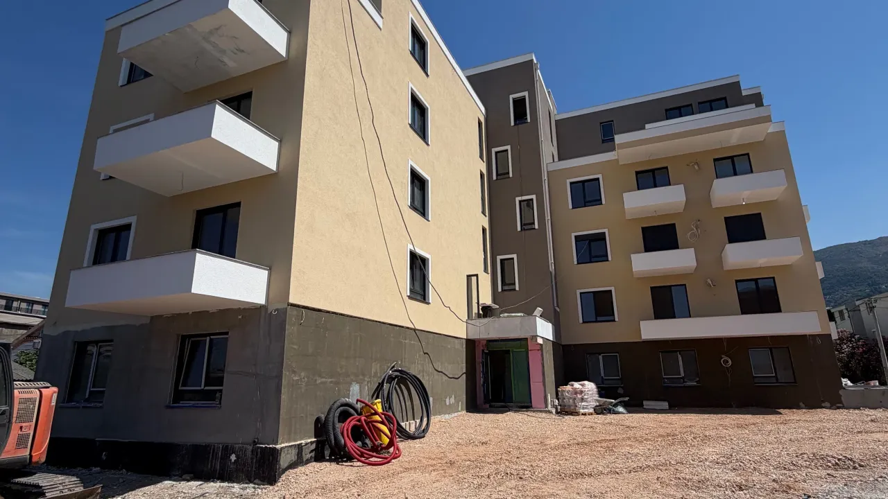 Sale, two bedroom apartment, 74m², Bjeliši, Bar