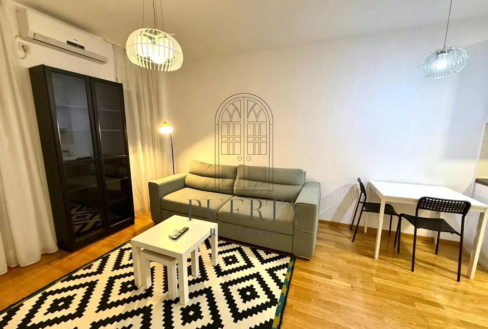 Prodaja, jednosoban stan, 43m², Stari Aerodrom, Podgorica