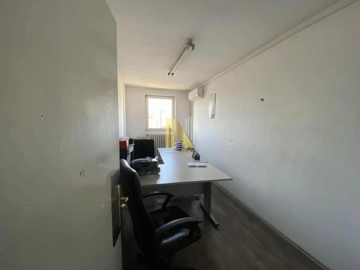 Rent, office space, 681m², Salajka, Novi Sad Sve Podlokacije