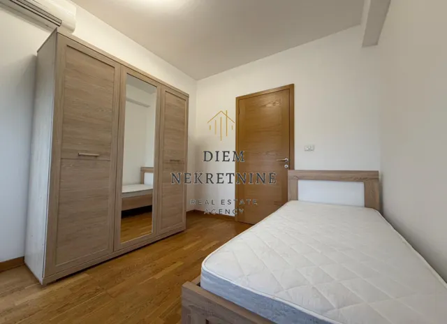 Rent, two bedroom apartment, 68m², City Kvart, Podgorica