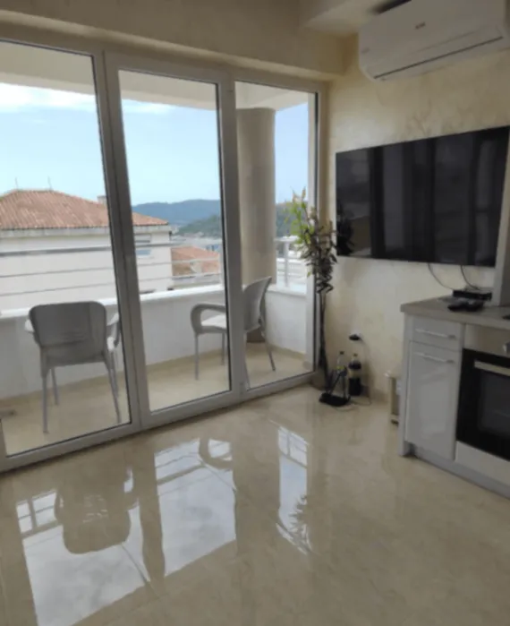 Rent, apartment, 45m², Bečići, Budva
