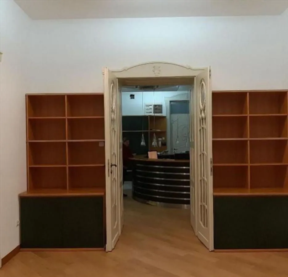 Rent, office space, 185m², Stari Grad, Beograd