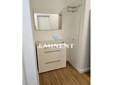 Izdavanje, trosoban stan, 69m², Šumice, Beograd - image 5