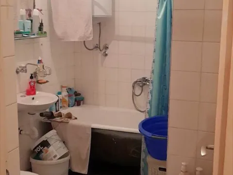 Sale, two bedroom apartment, 72m², Baston, Podgorica - image 9